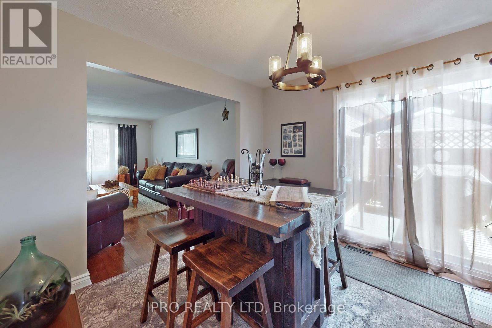 103 IMPERIAL CRES