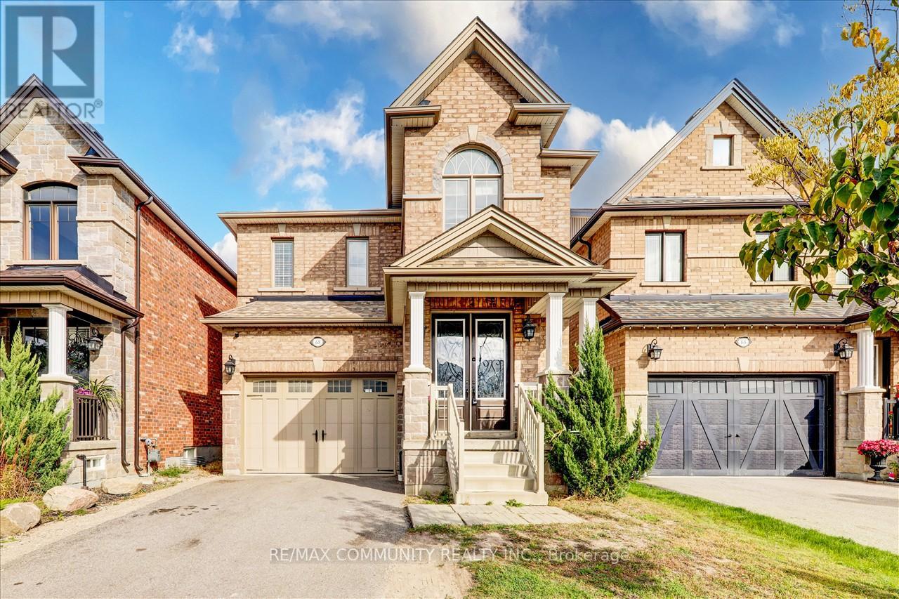 68 WALKER BLVD