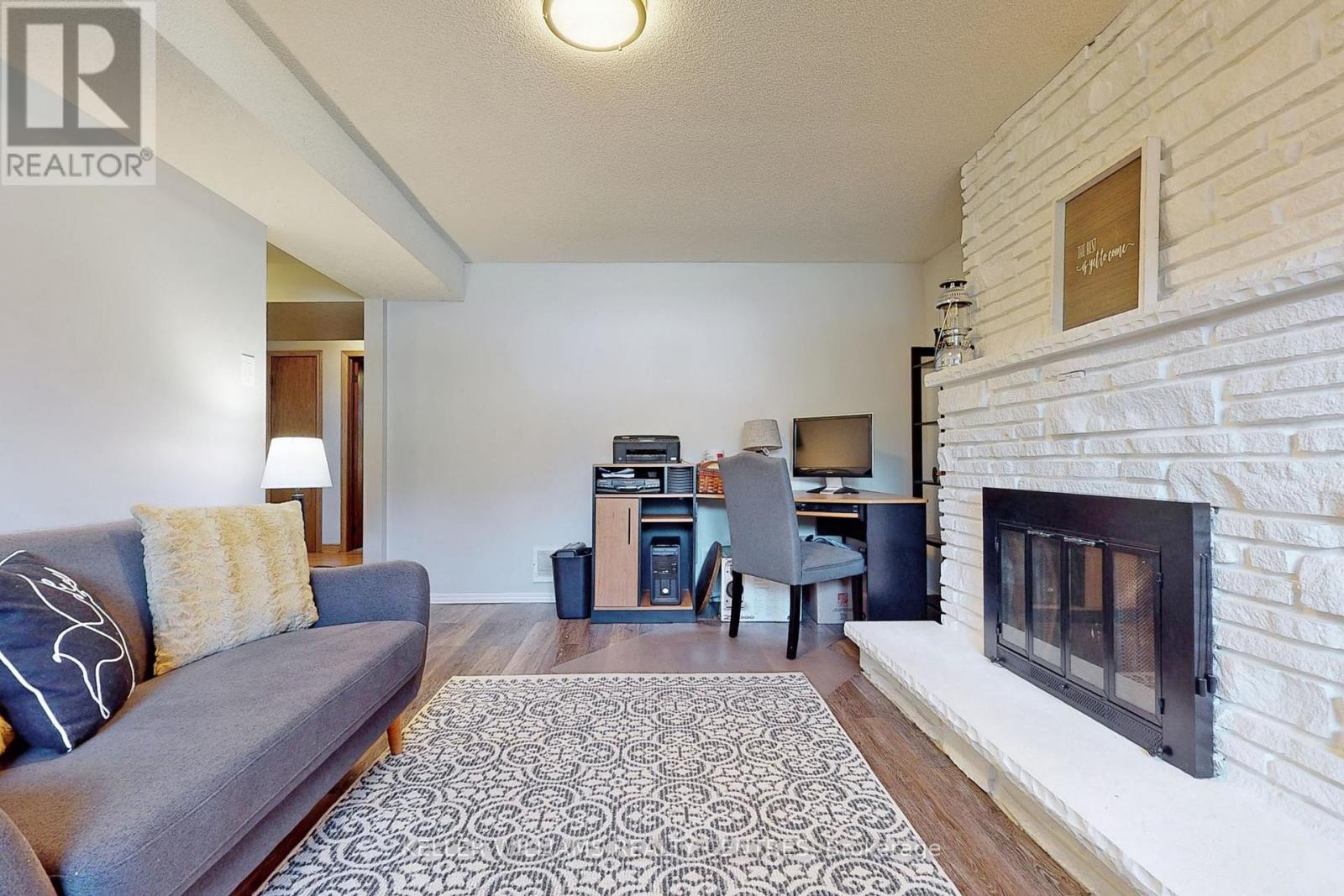 491 MAPLEGROVE AVE