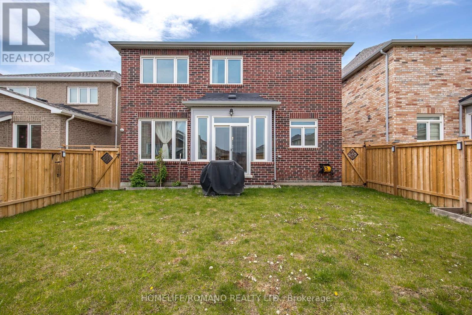 833 LANGFORD BLVD