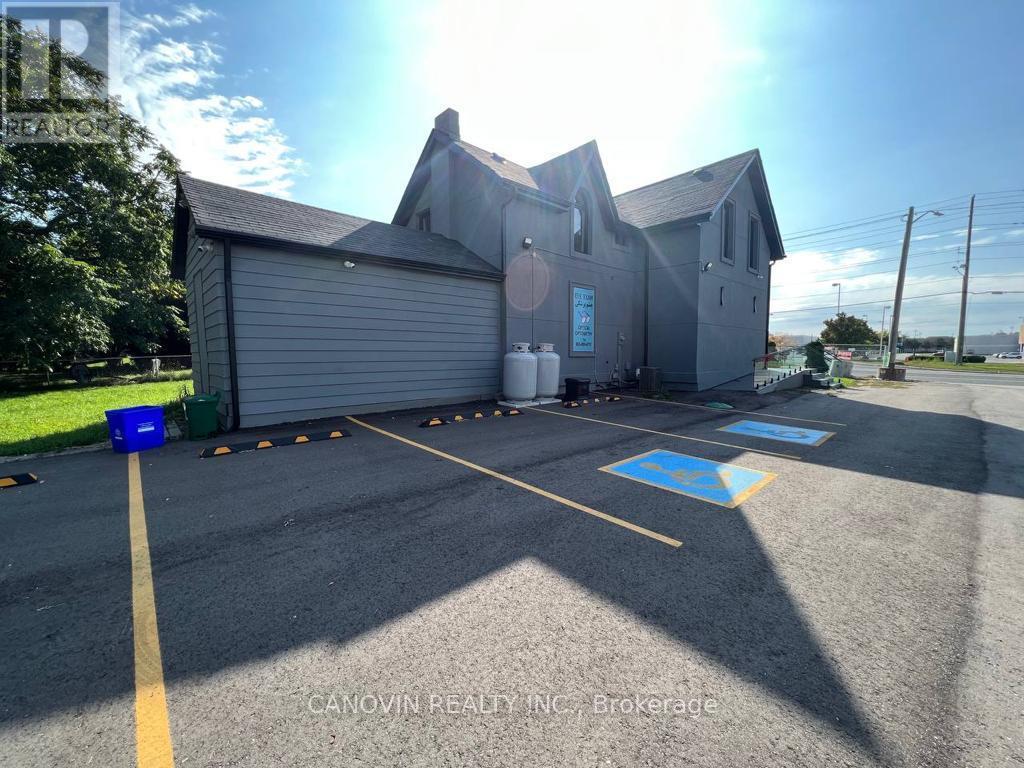 17867 YONGE ST