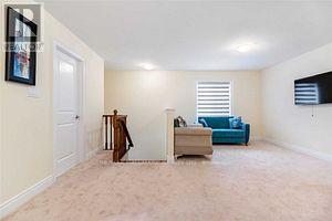 33 LORNE THOMAS PL