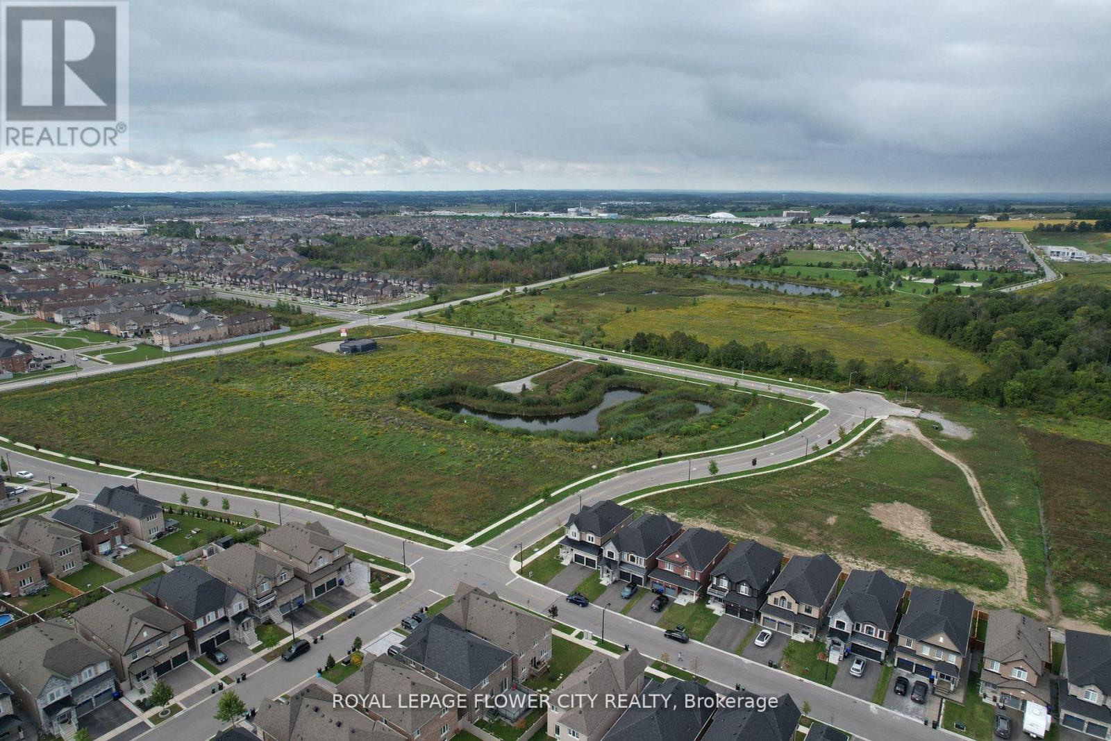 323 CHELSEA CRES
