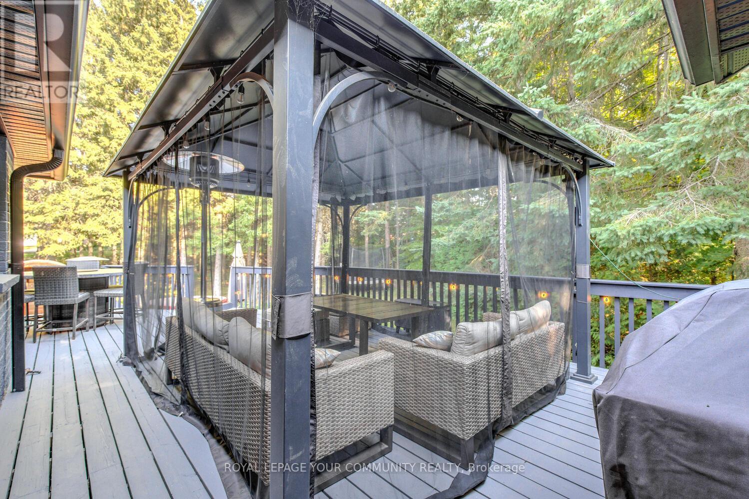 161 HEATHWOOD HEIGHTS DR