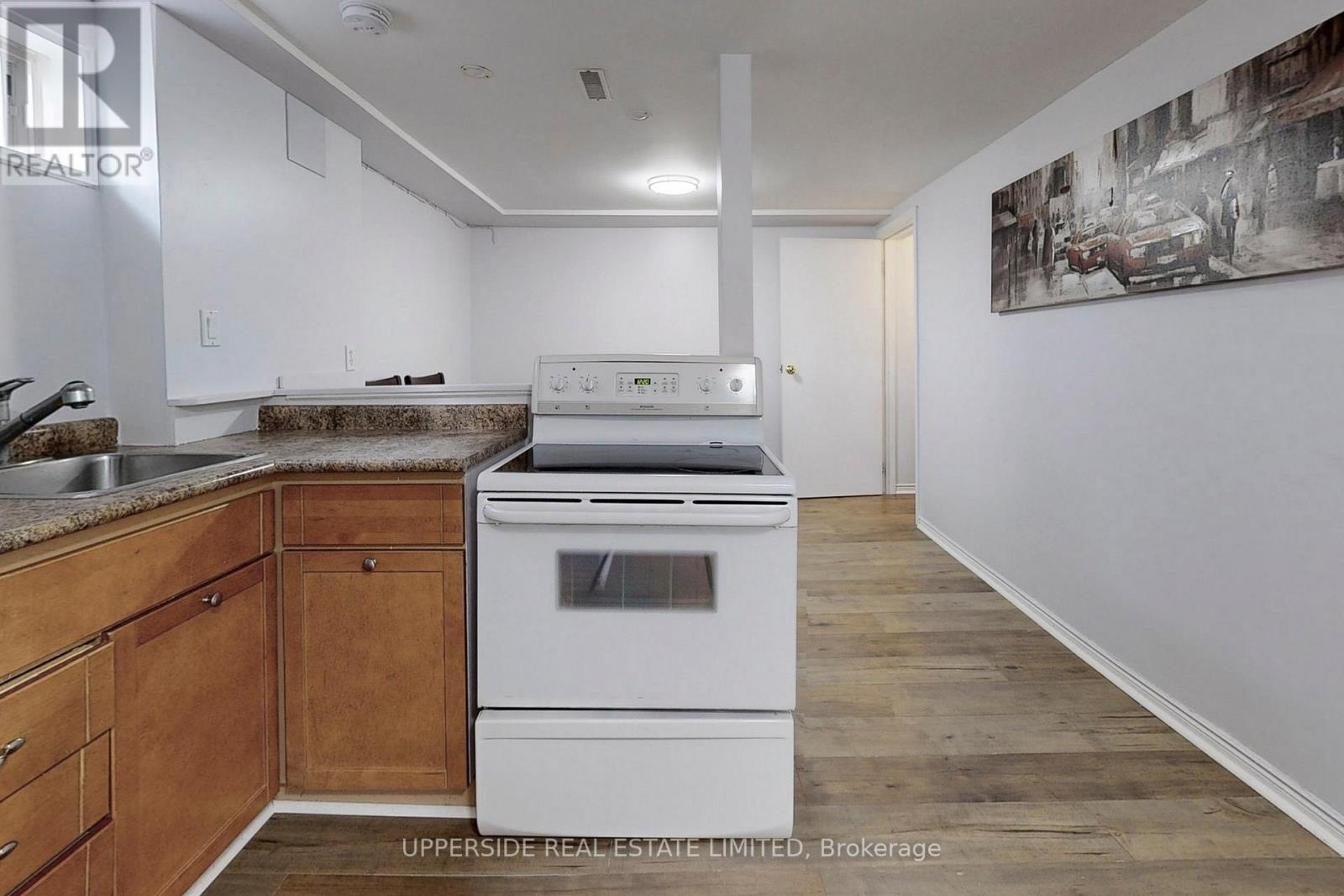 249 BRITANNIA AVE