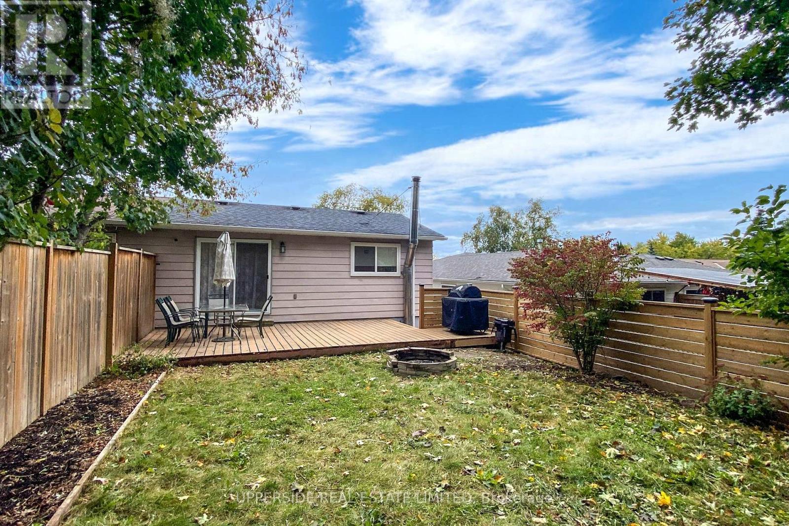 249 BRITANNIA AVE
