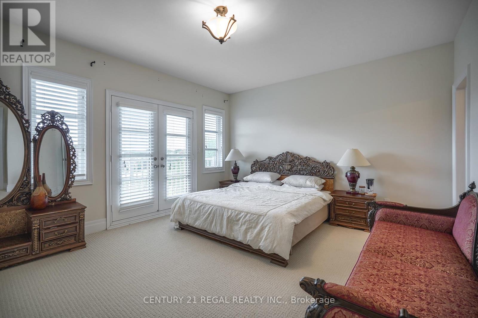 62 CARISBROOKE CIRC