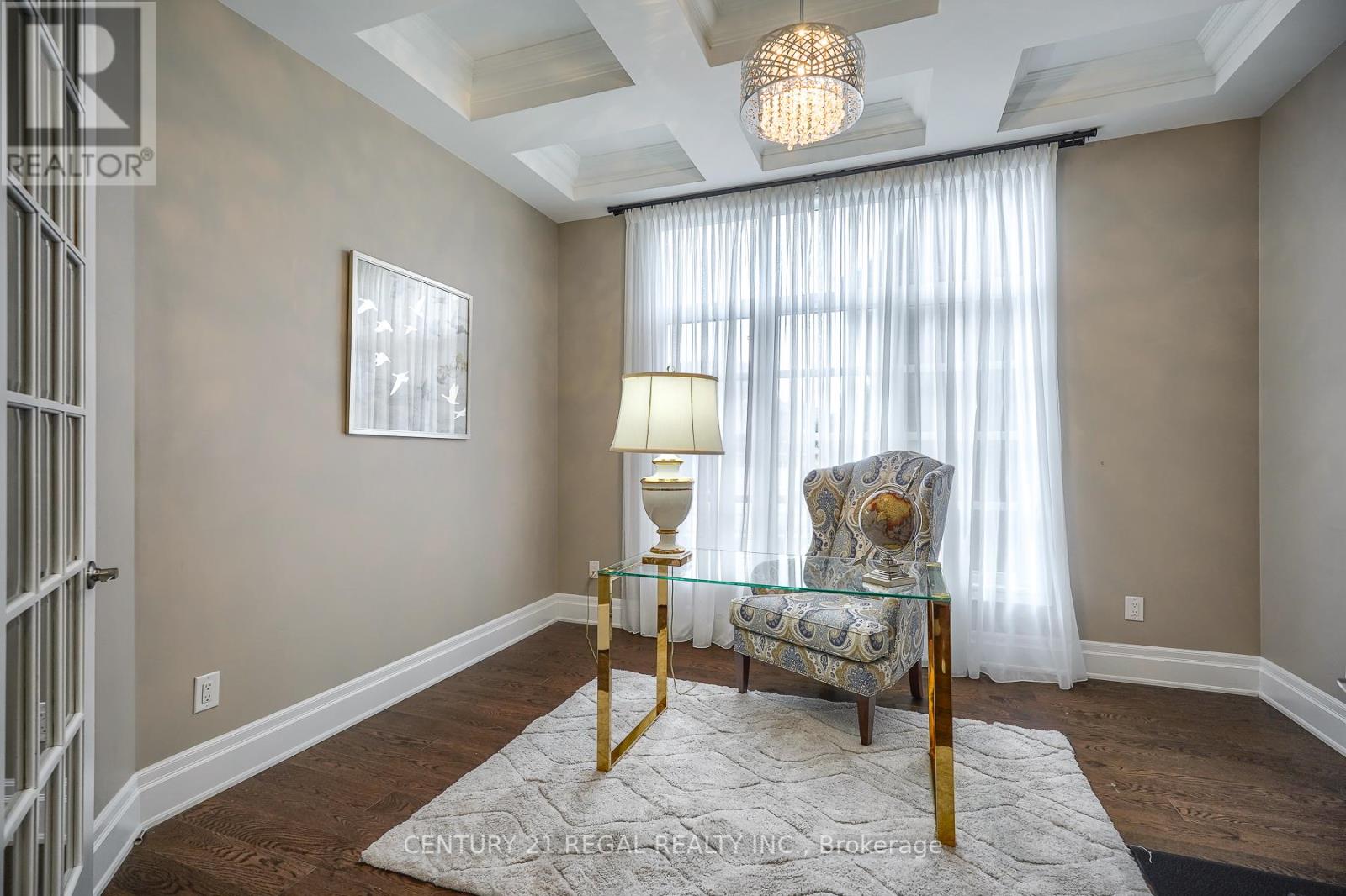 62 CARISBROOKE CIRC