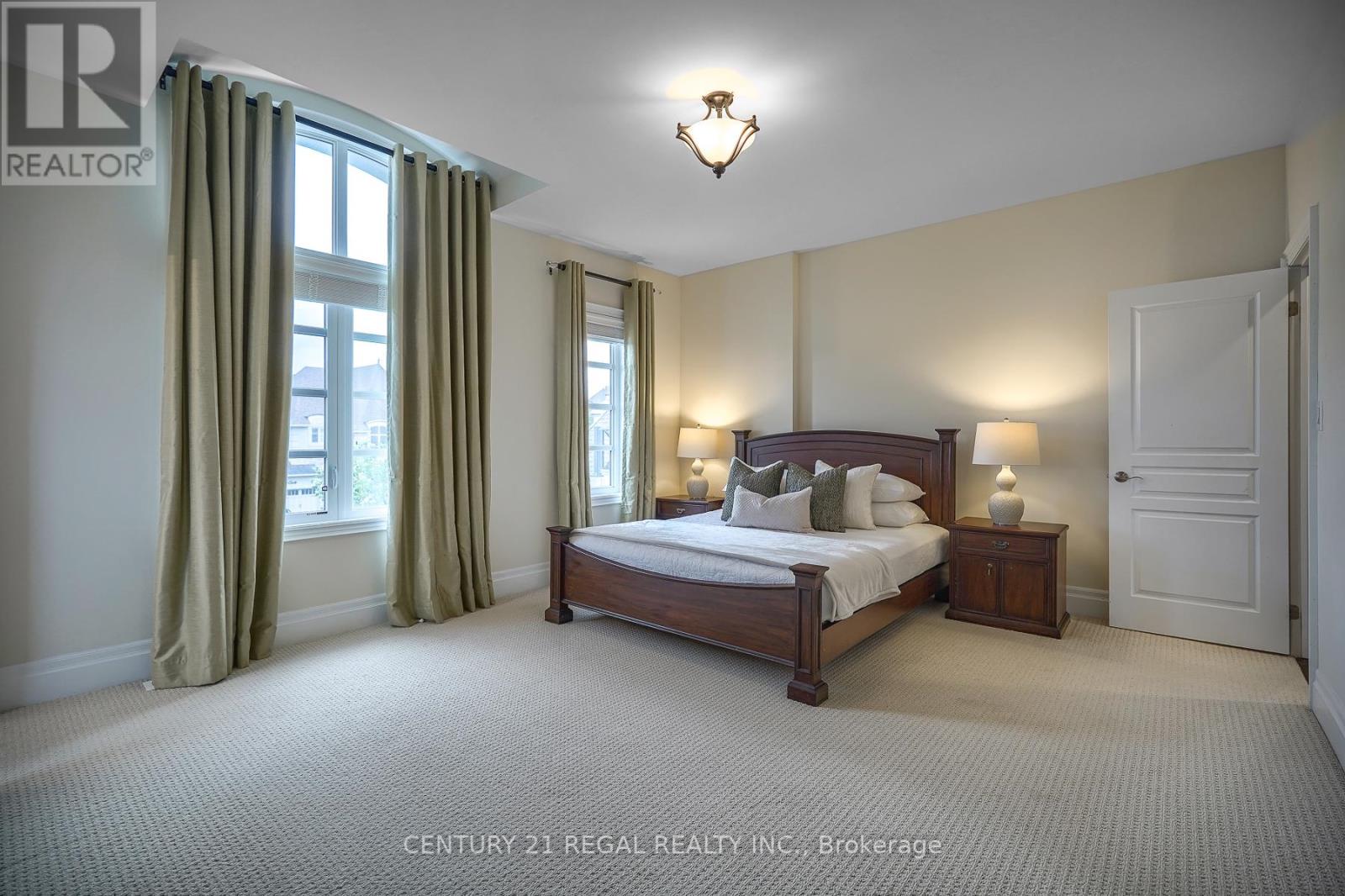 62 CARISBROOKE CIRC