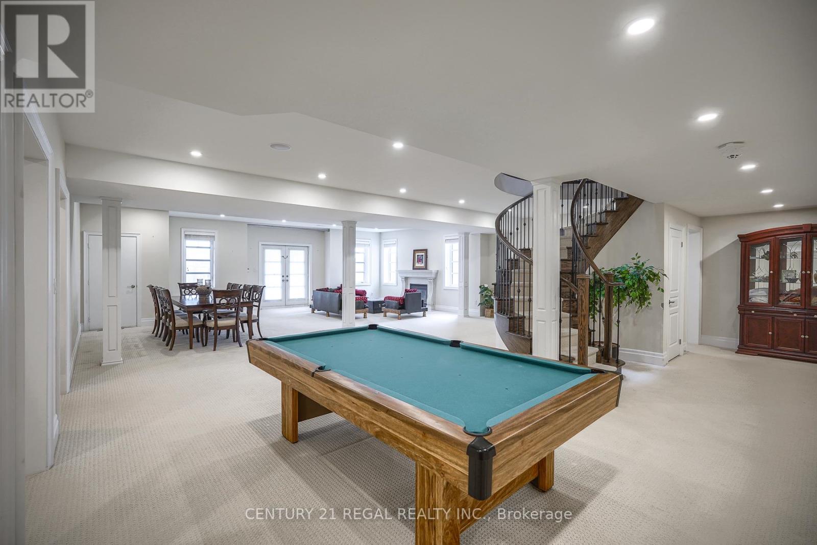 62 CARISBROOKE CIRC