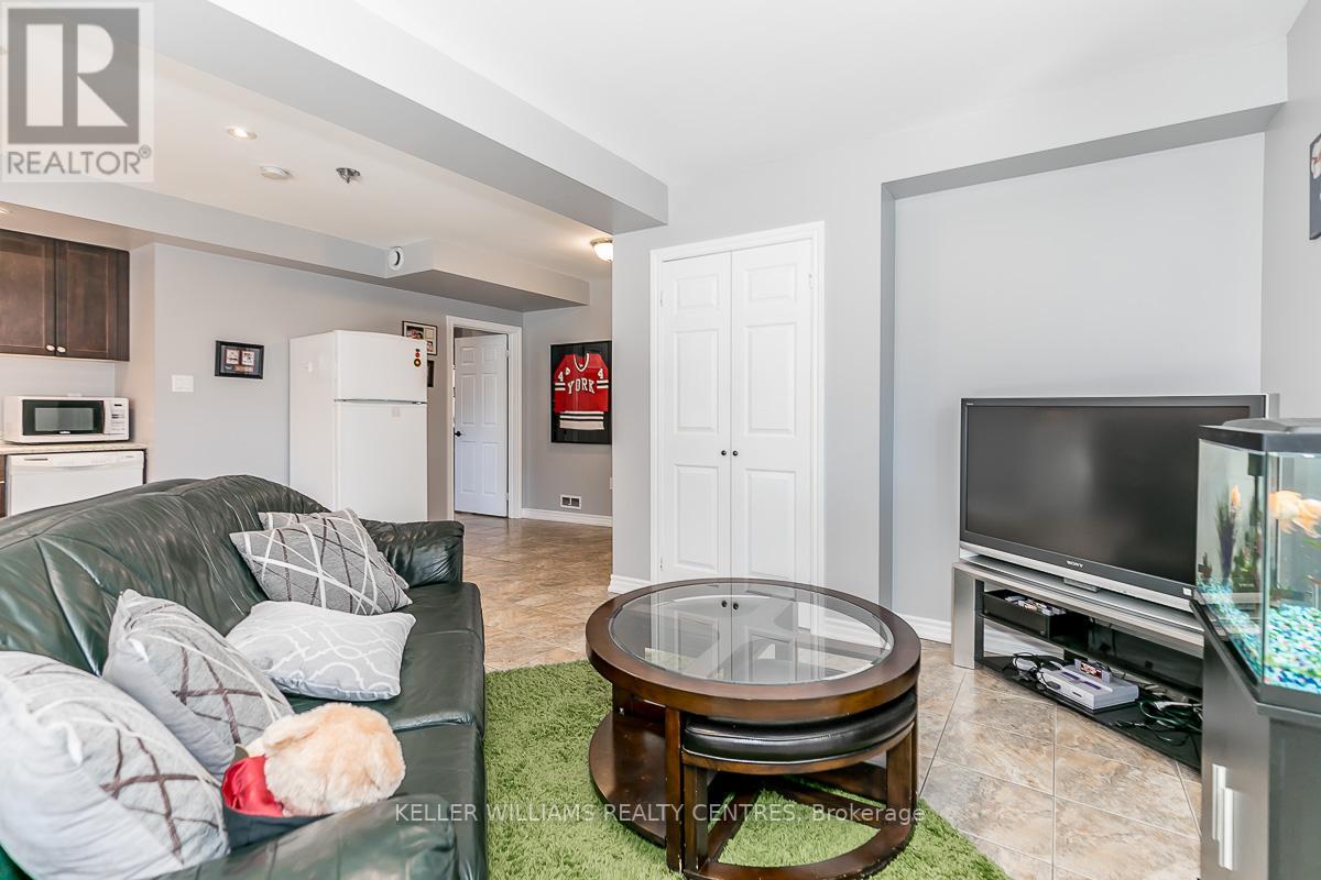 75 AISHFORD RD