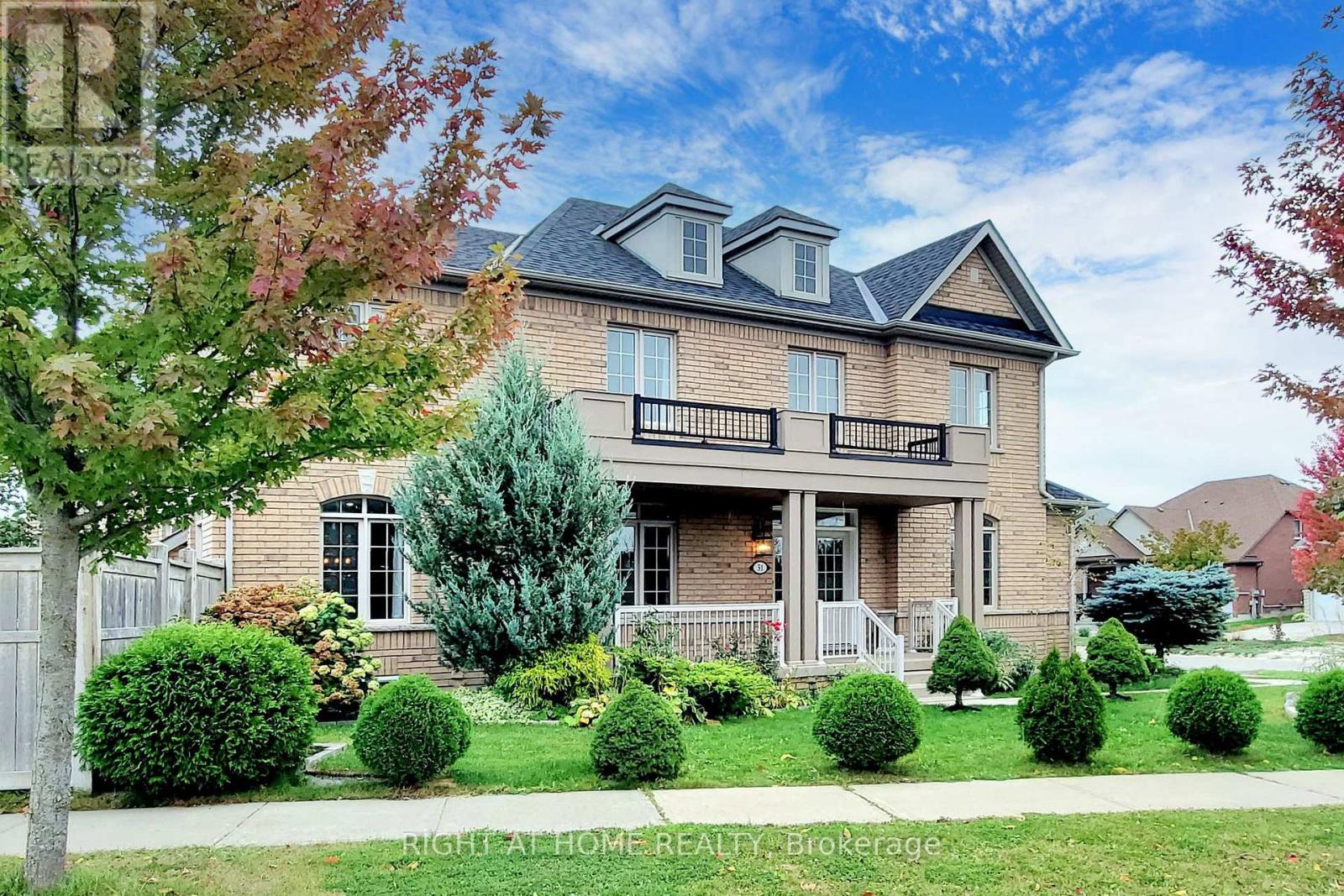 51 TRAILSIDE DR