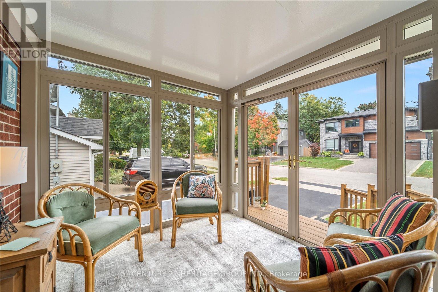 12 ROYAL RD