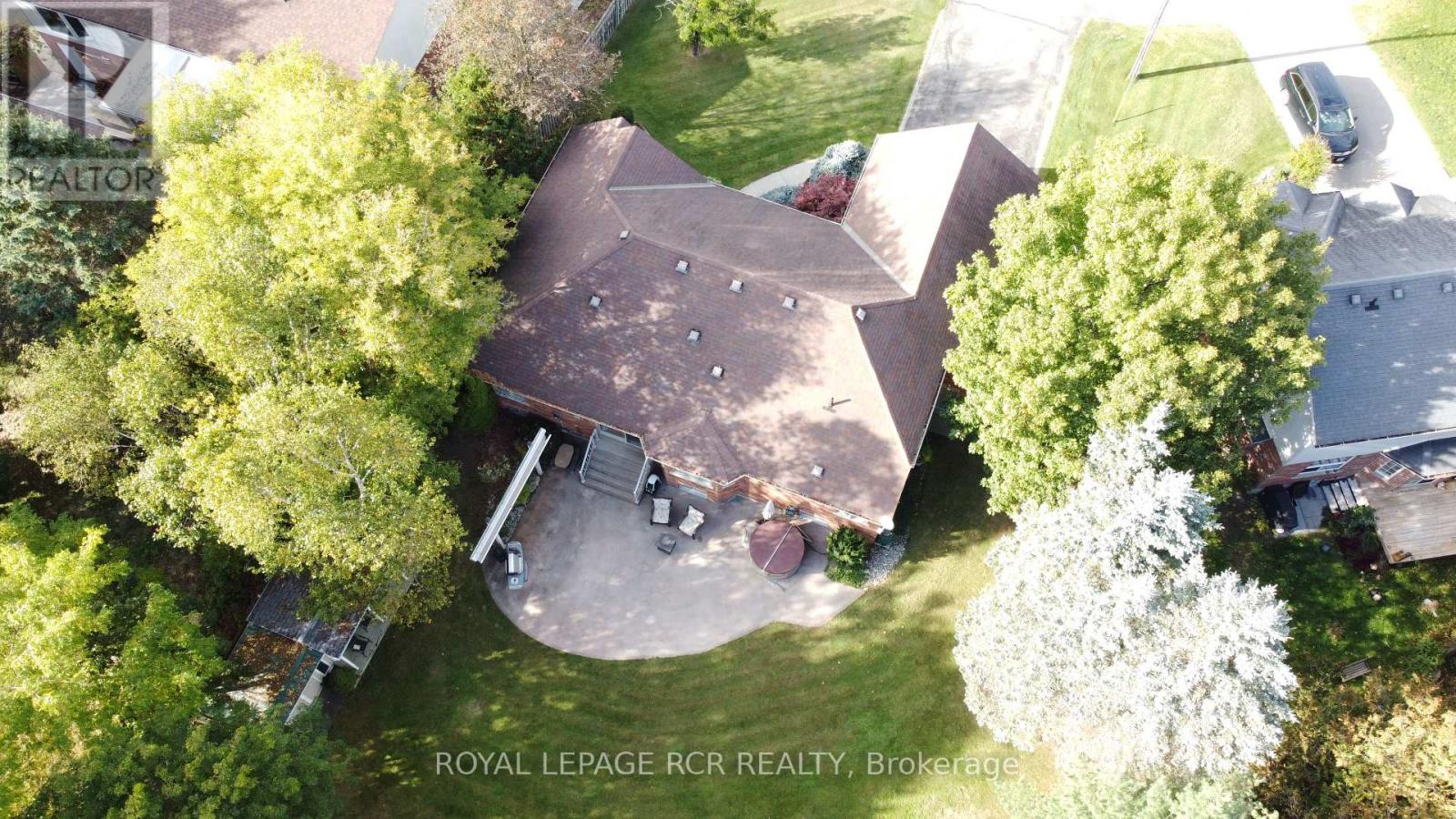 7 ROGERS RD