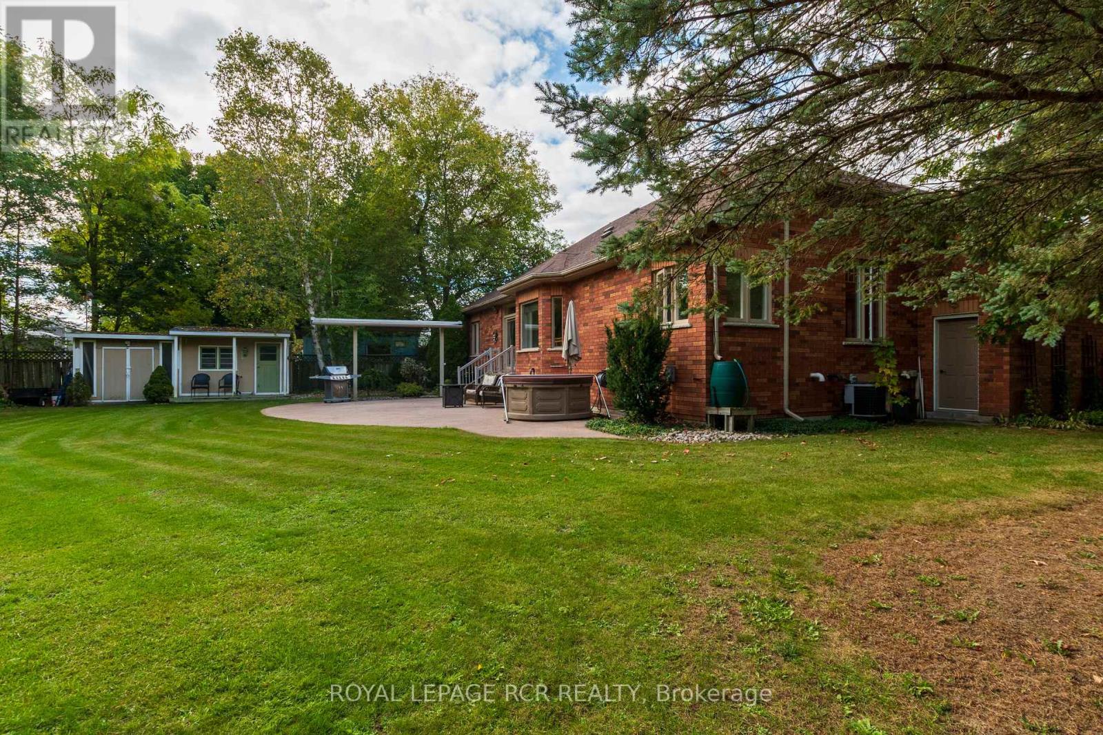 7 ROGERS RD