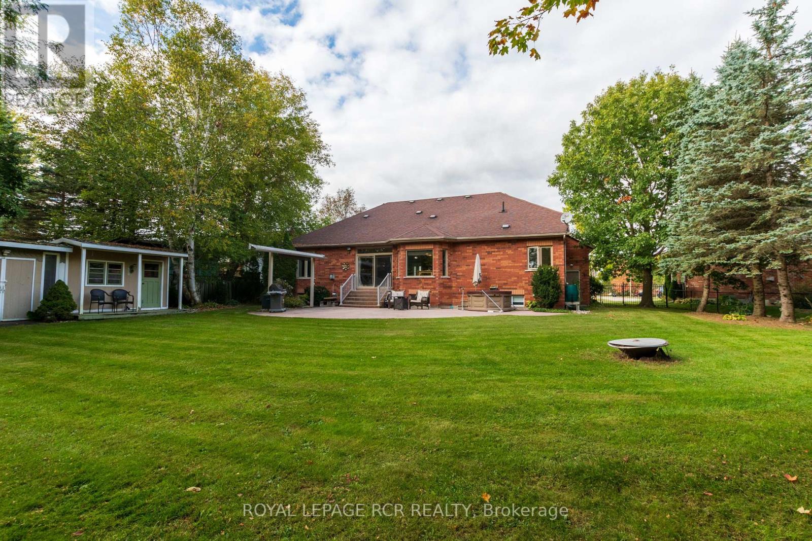 7 ROGERS RD
