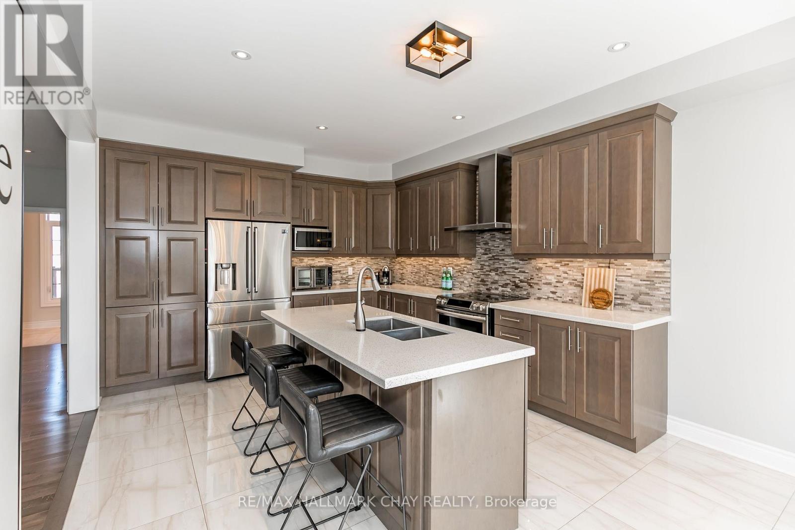 142 INVERNESS WAY