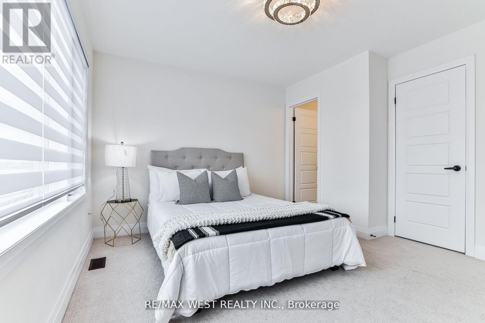 23 JONKMAN BLVD