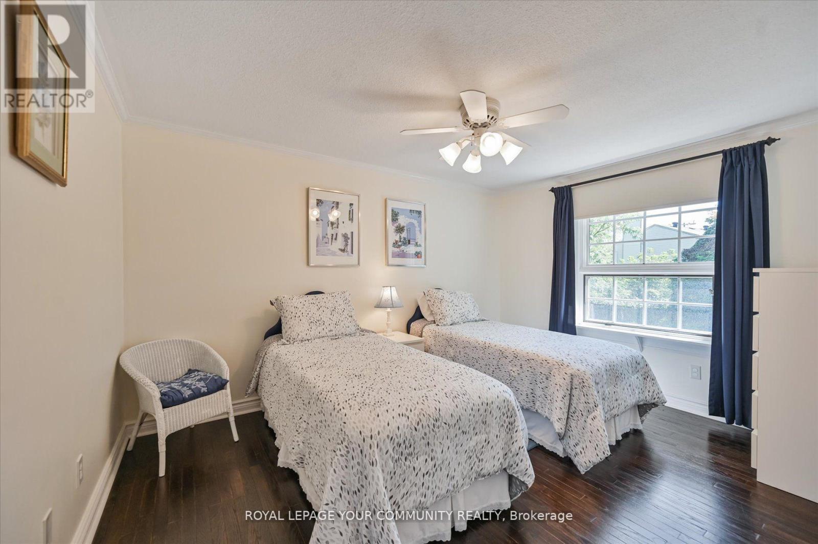 38 WILES CRT