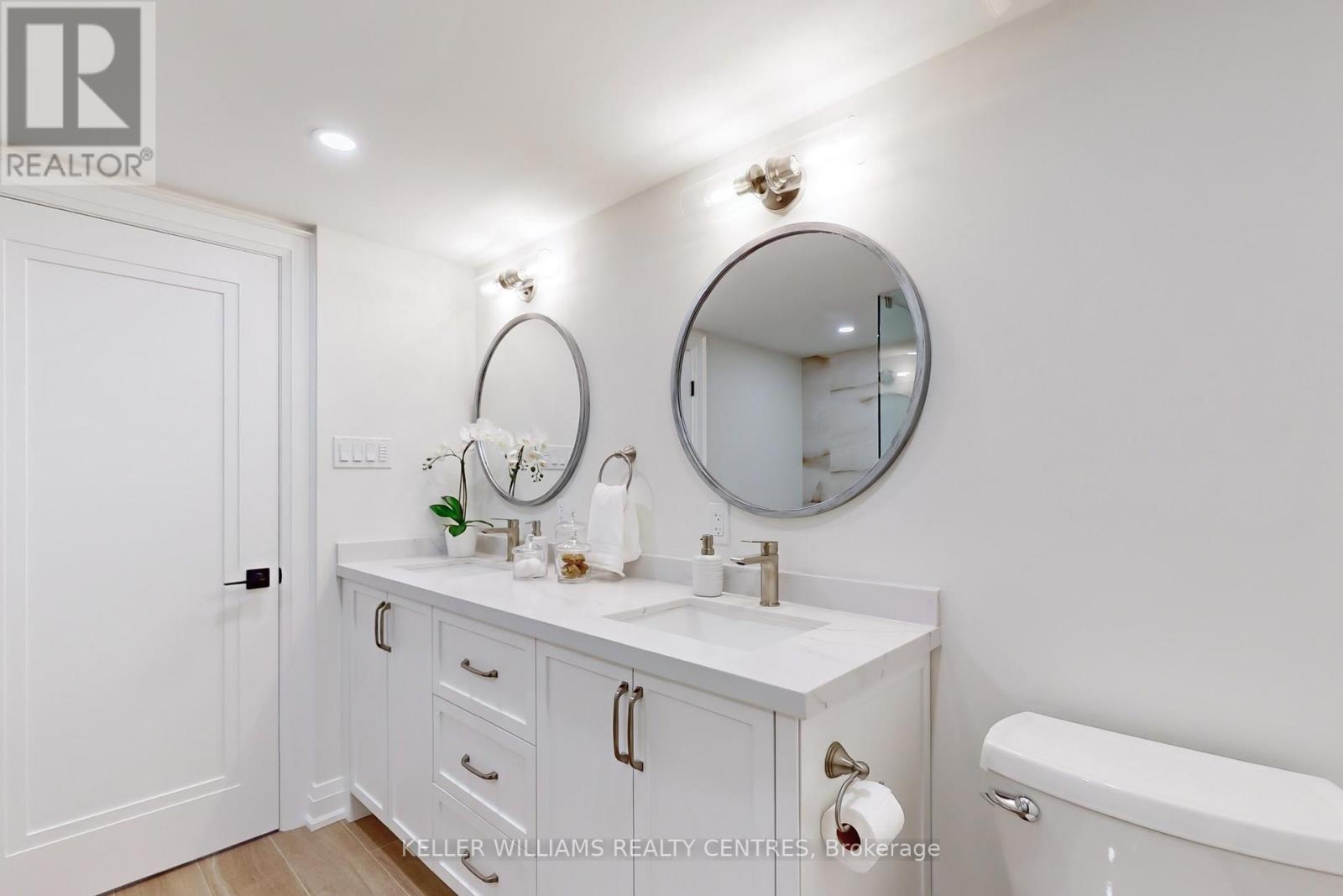 #523 -14924 YONGE ST