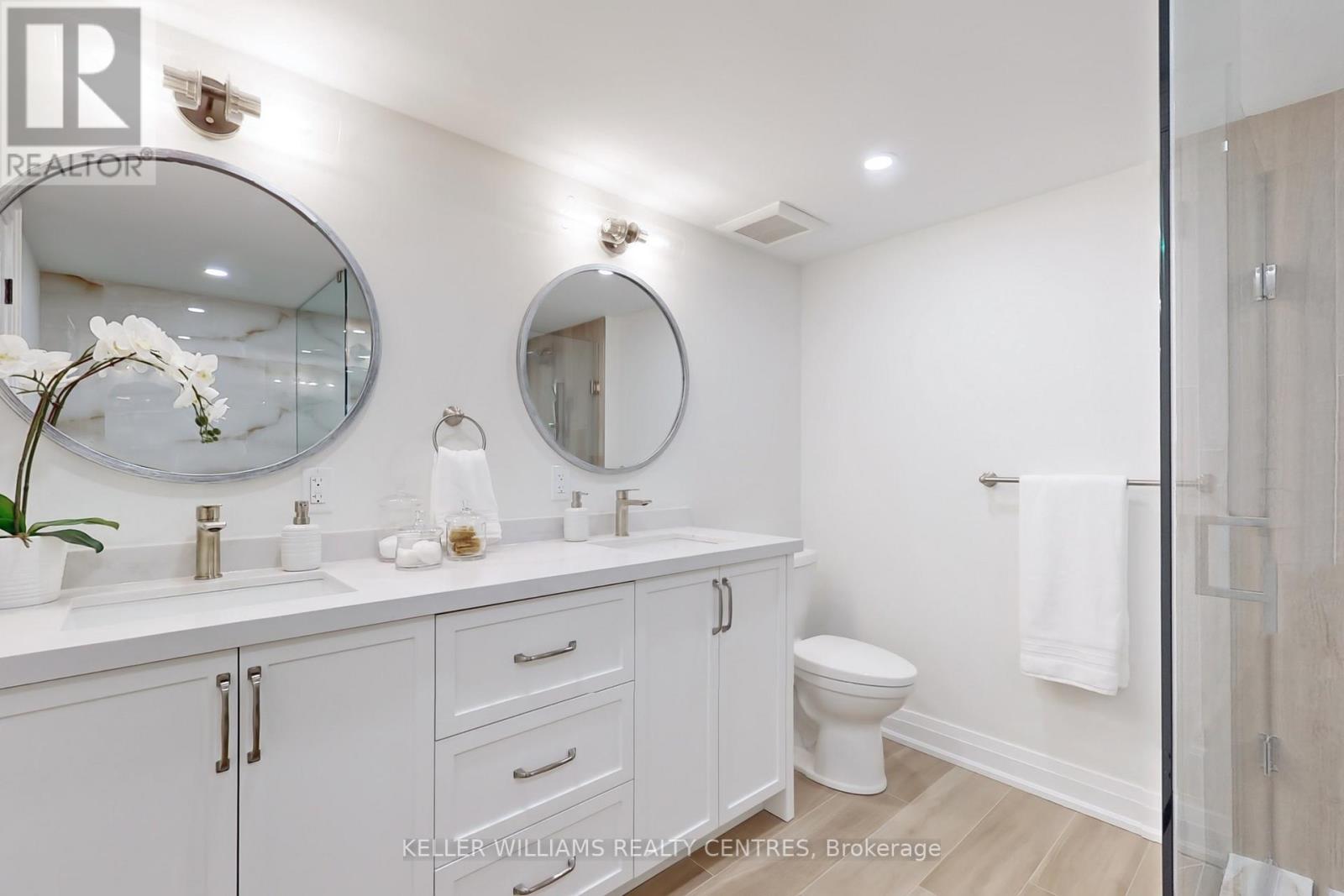 #523 -14924 YONGE ST