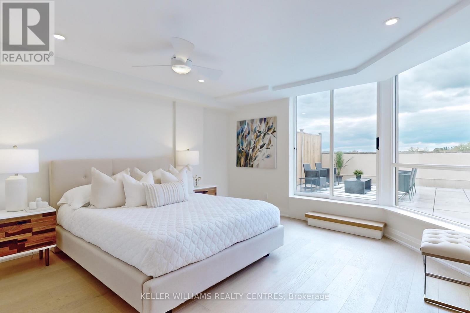 #523 -14924 YONGE ST