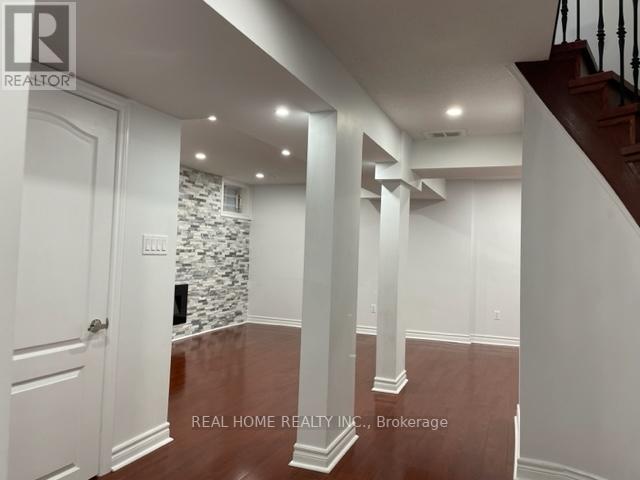 31 PRINCE DR