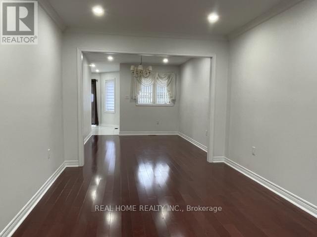 31 PRINCE DR