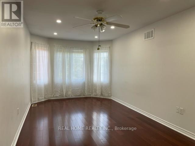 31 PRINCE DR