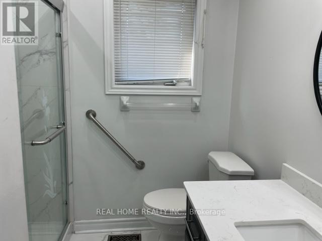 31 PRINCE DR
