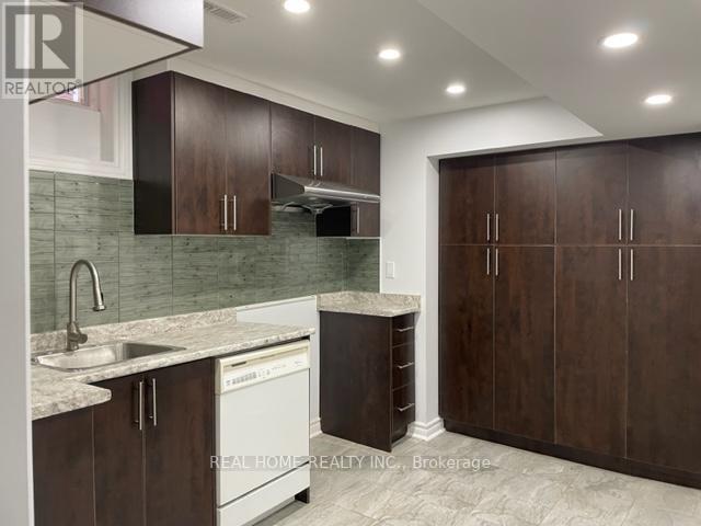 31 PRINCE DR