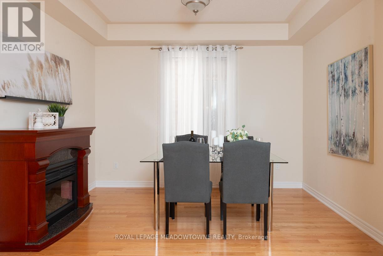 86 REYNOLDS CRES