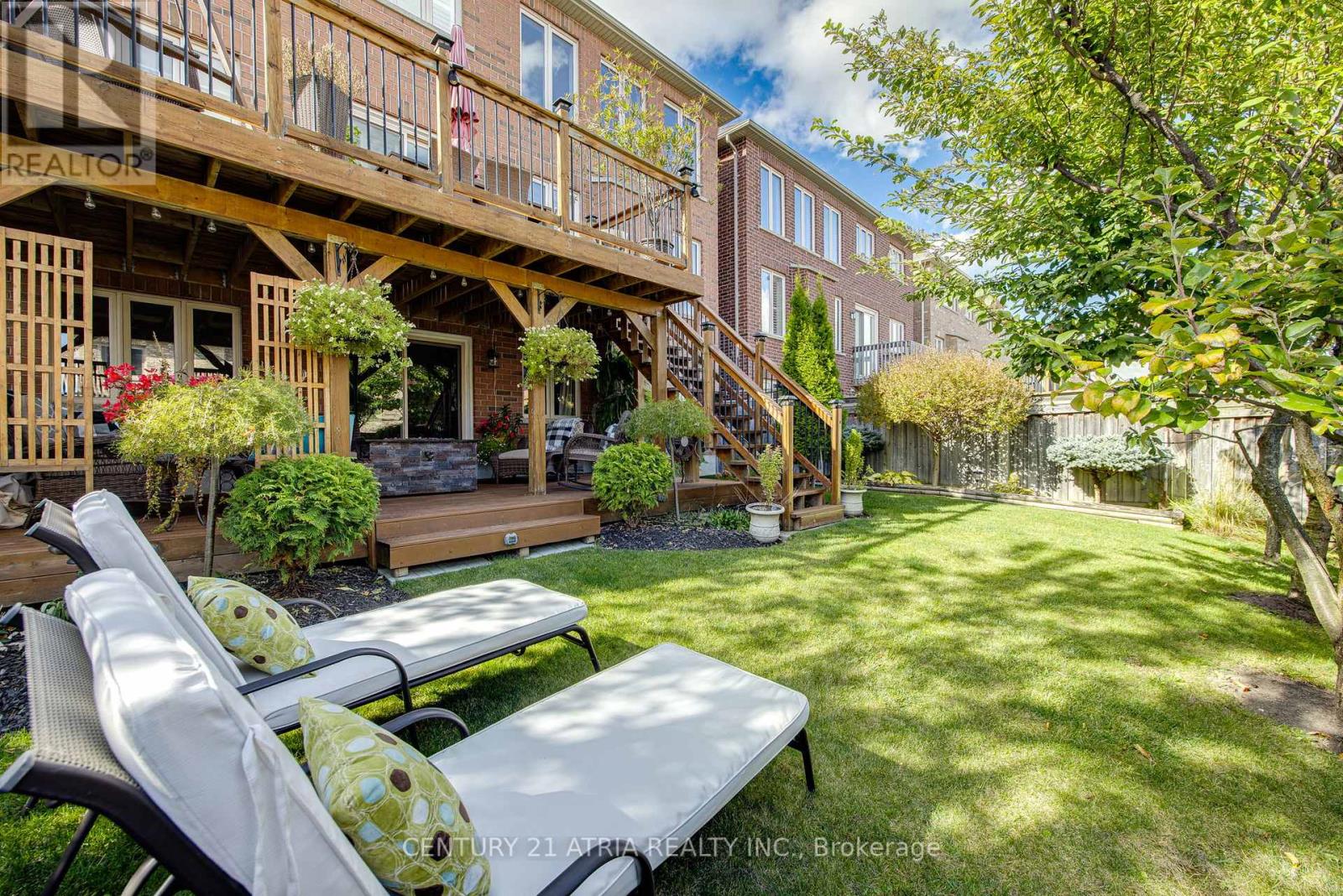 137 USHERWOOD ST