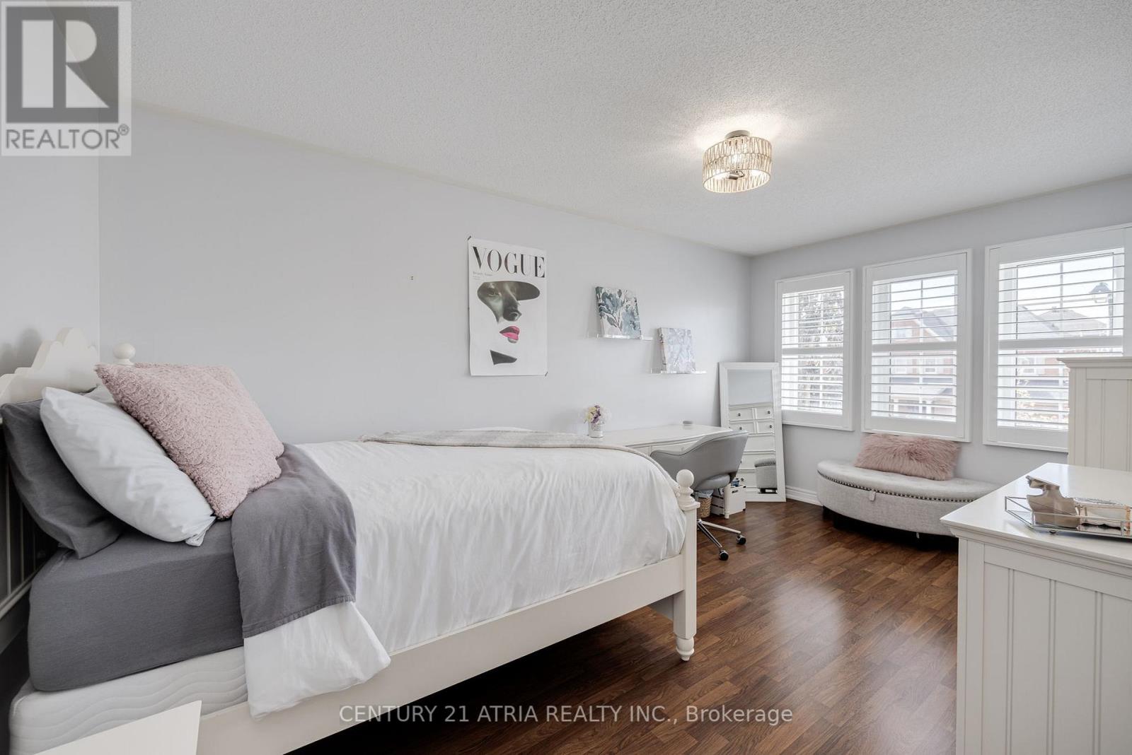 137 USHERWOOD ST