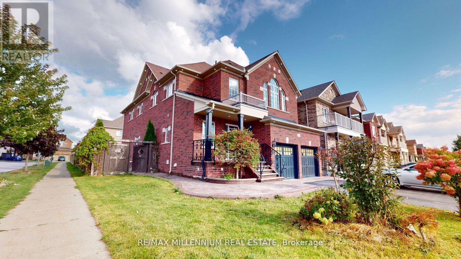 71 NAYLOR DR