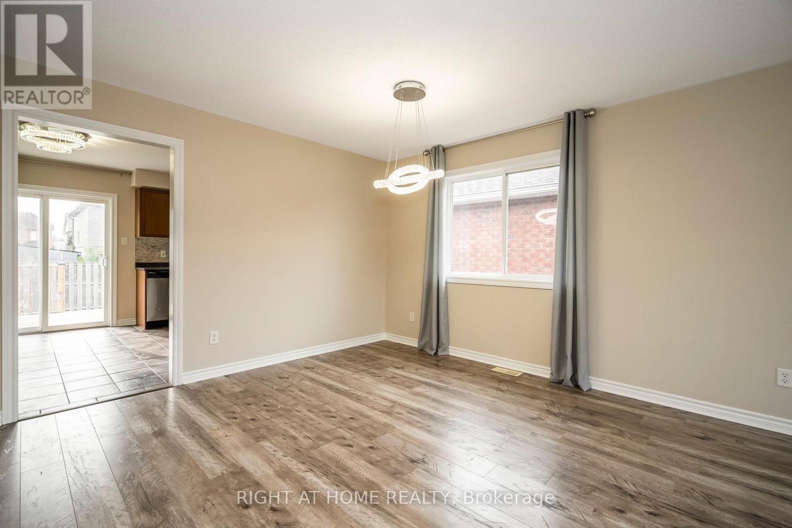 85 MIKE HART DR