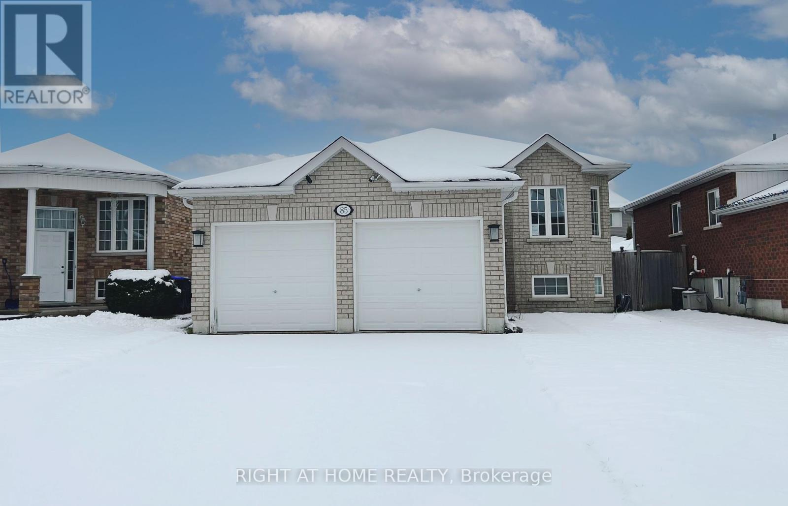 85 MIKE HART DR