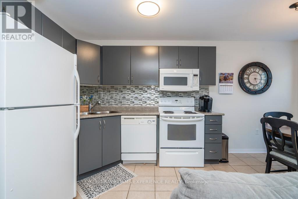 79 LOOKOUT ST