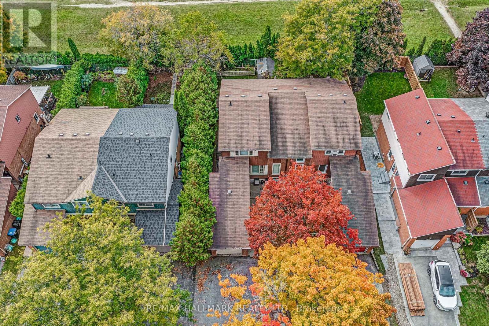 242 COLLINGS AVE