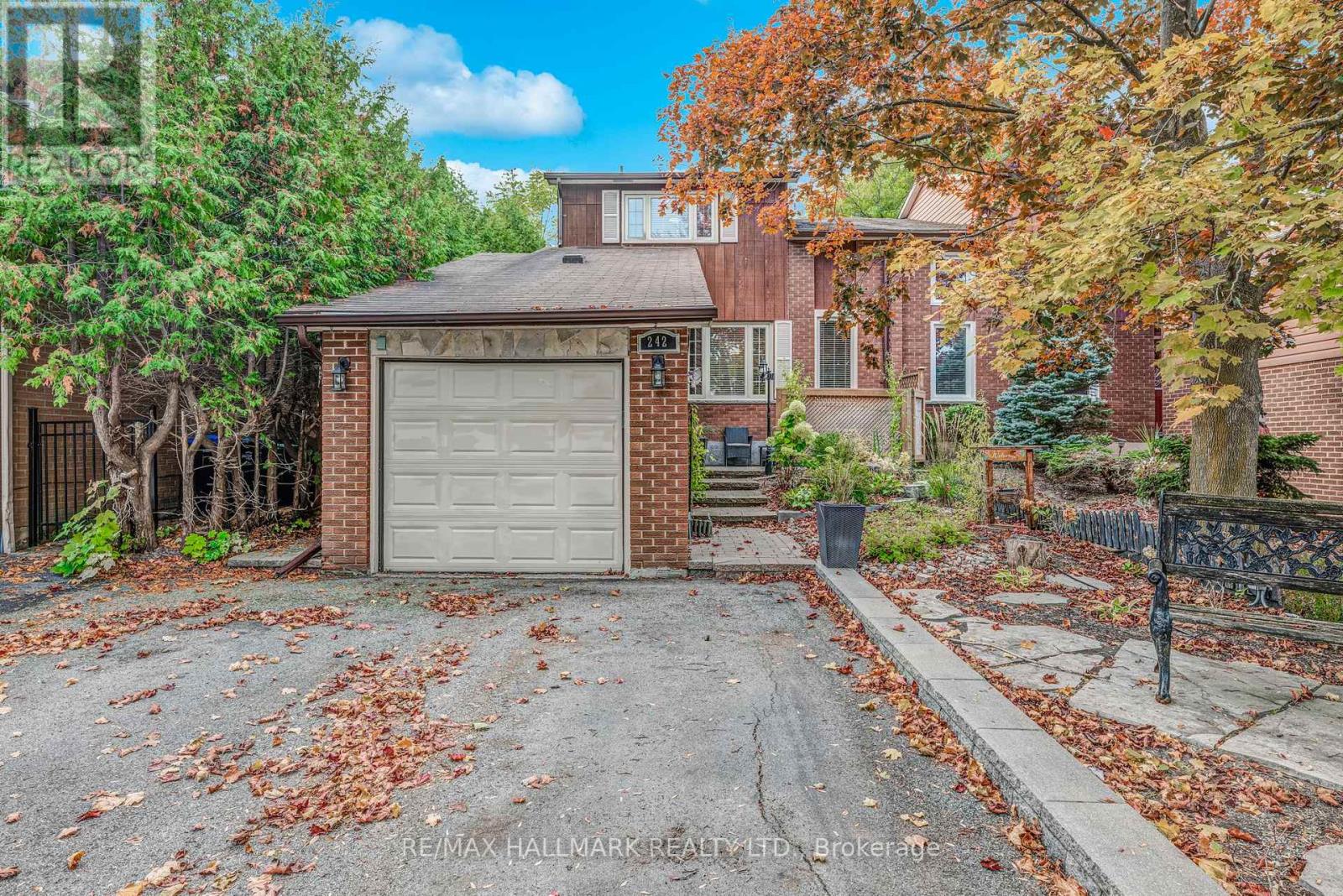 242 COLLINGS AVE