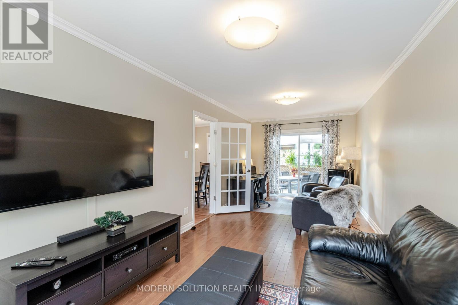 310 CAWTHRA BLVD