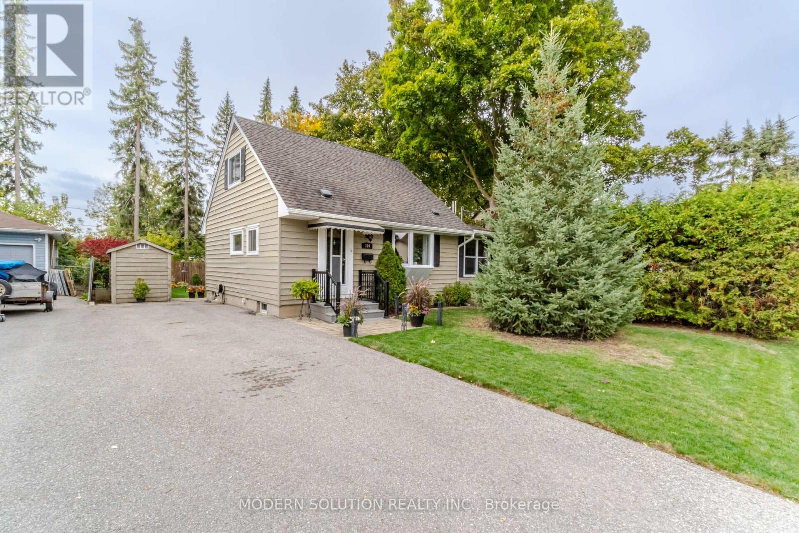 310 CAWTHRA BLVD