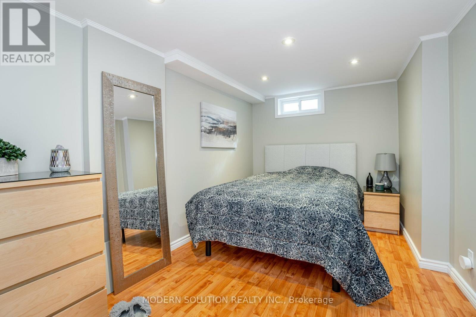 310 CAWTHRA BLVD