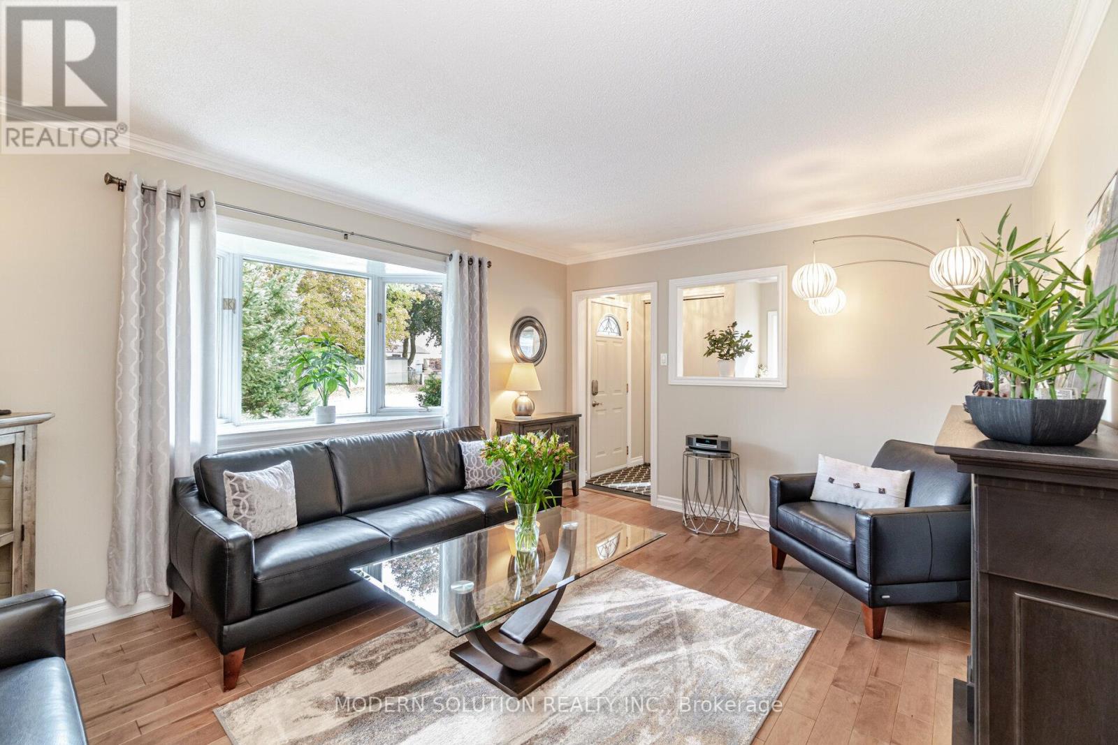310 CAWTHRA BLVD