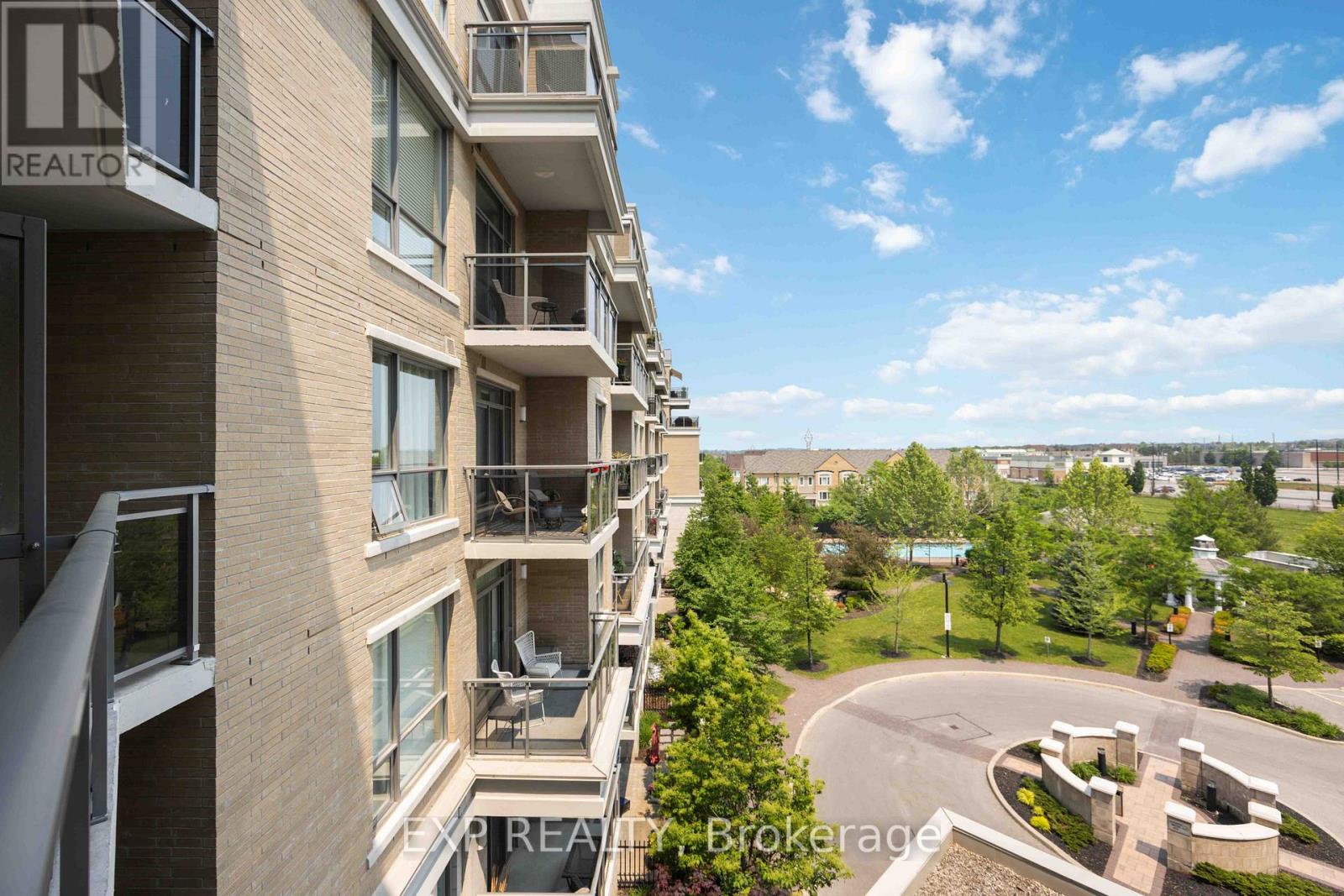 #432 -111 CIVIC SQUARE GATE, #432