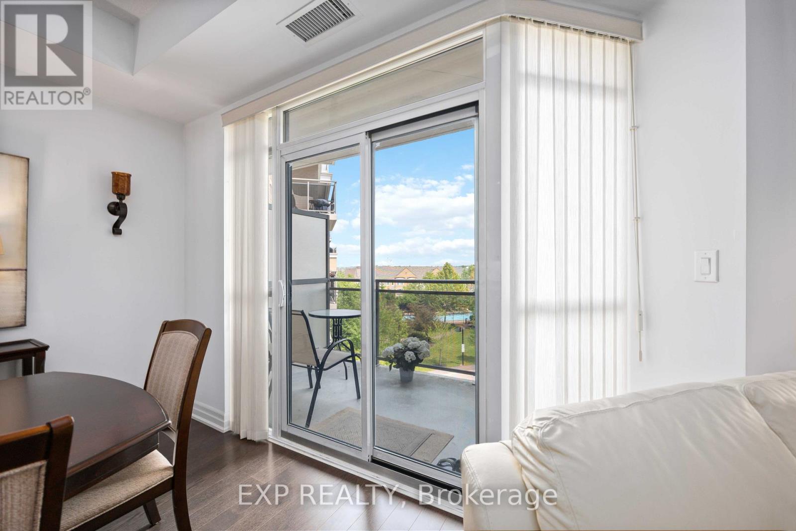 #432 -111 CIVIC SQUARE GATE, #432