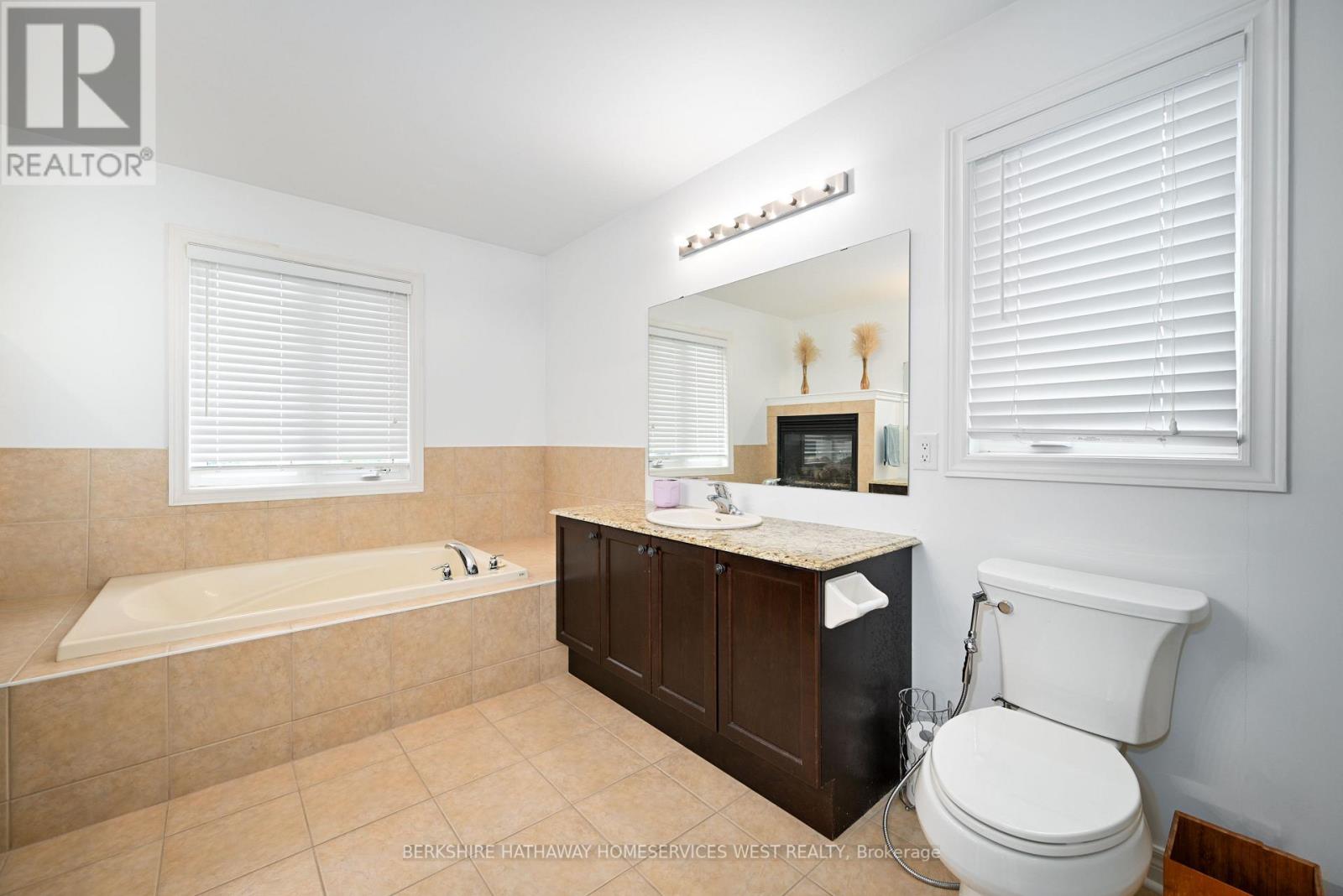 59 GWILLIMBURY DR