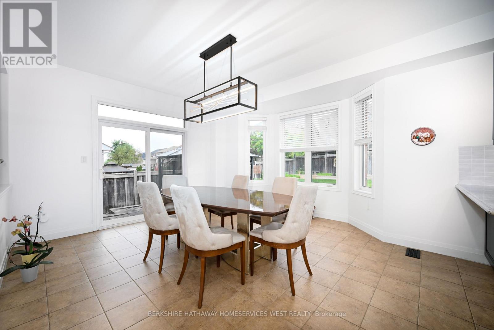 59 GWILLIMBURY DR