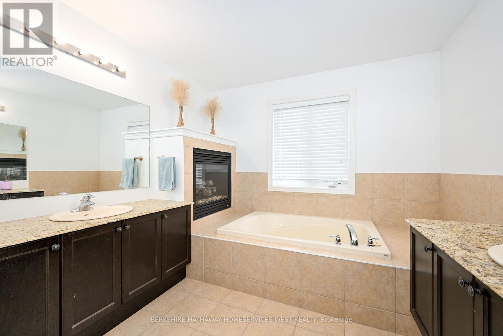 59 GWILLIMBURY DR