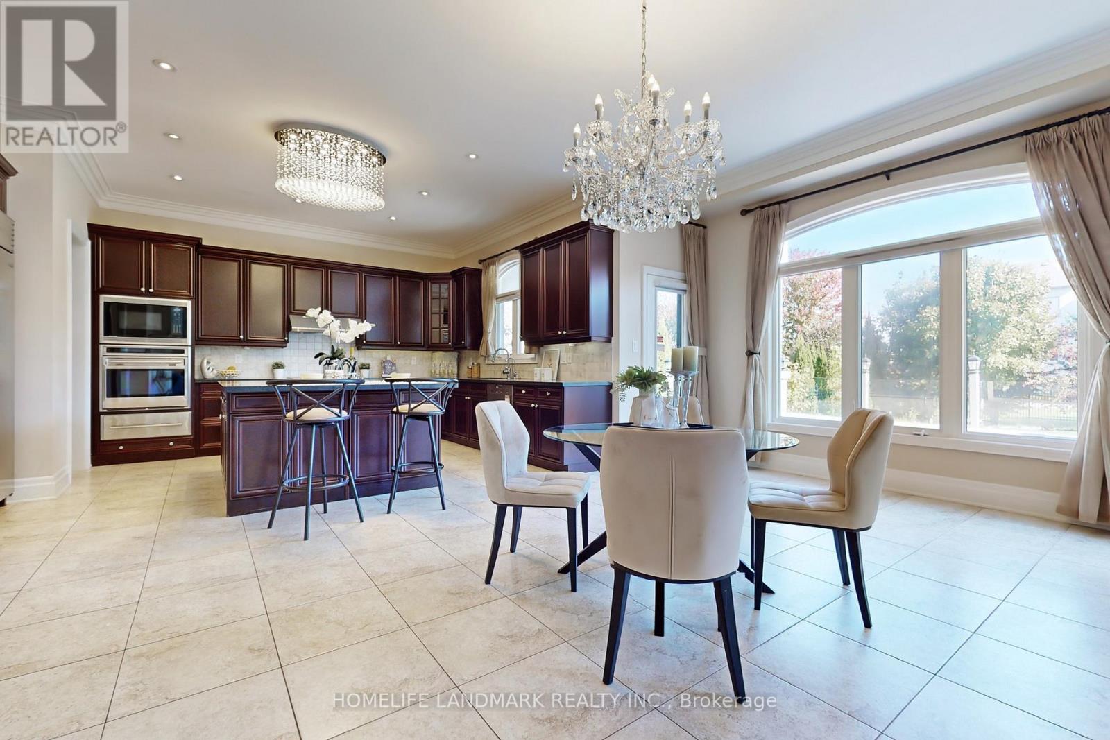 53 CARISBROOKE CIRC